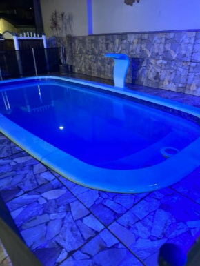 Aluguel casa com piscina no centro em Torres/RS